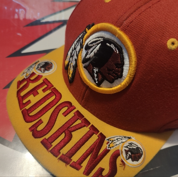 Vintage collector Washington Redskins SnapBack embroidery hat in good condition - Picture 2 of 9